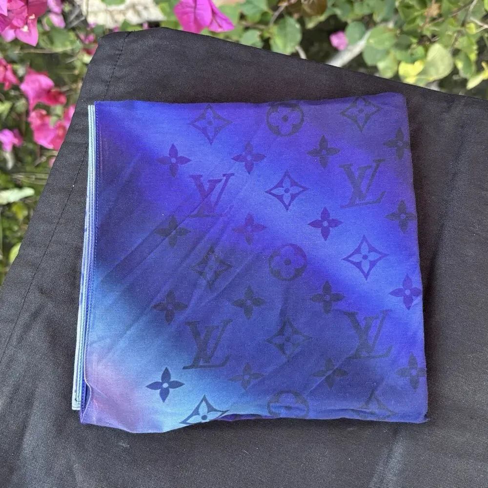 Louis Vuitton Tie Dye Monogram Bandana Pouch Cotton Silk M77033 Set